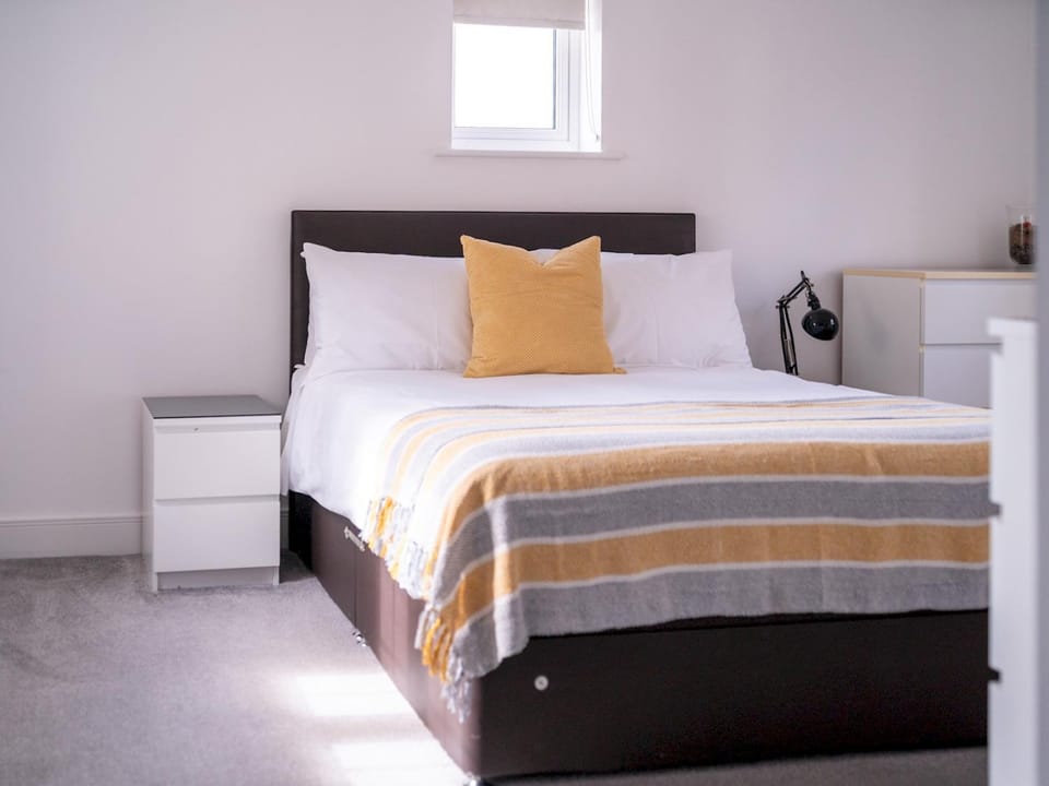 Bed, Bedroom, wardrobe