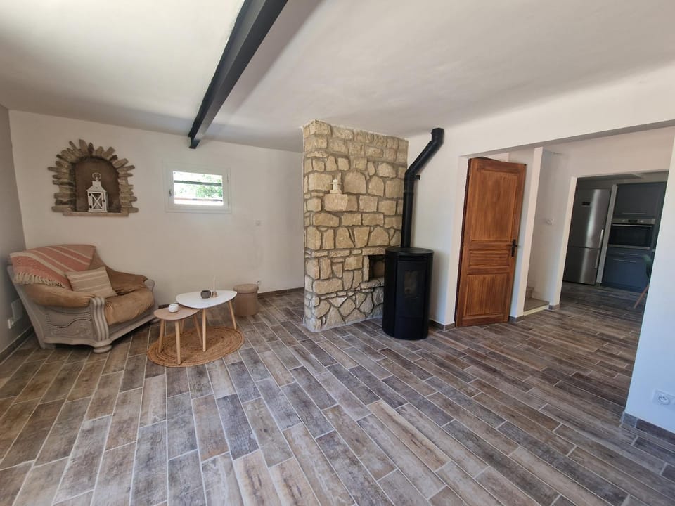 Nel Home House in Mazan