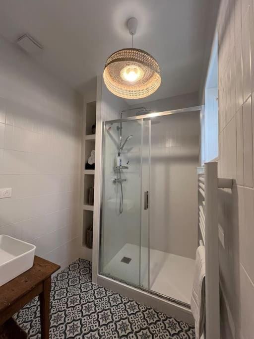 Shower, Bathroom