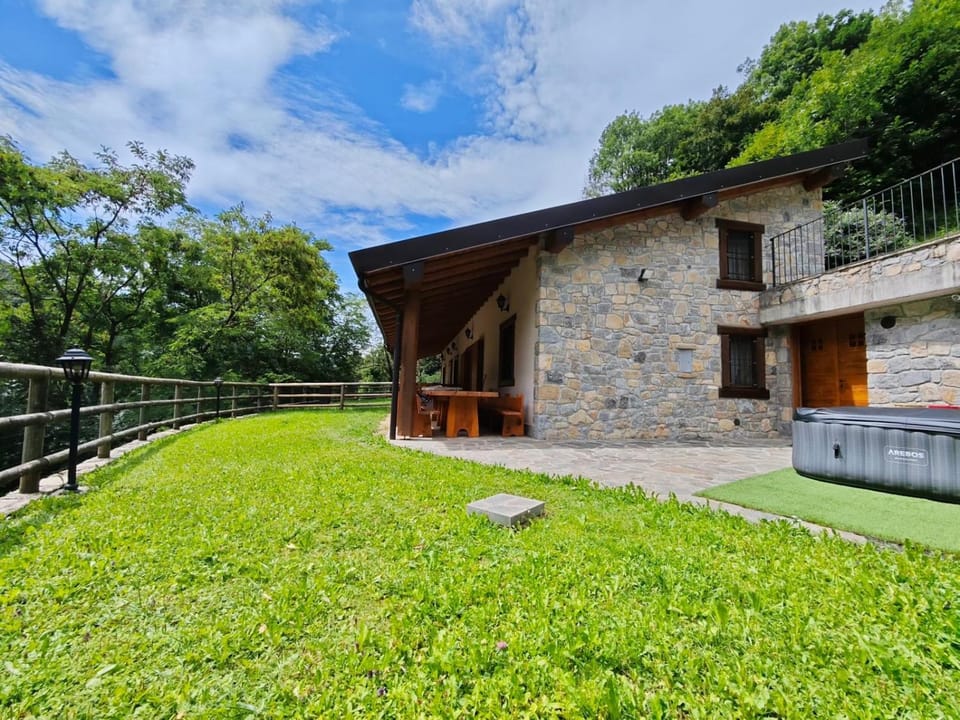 Baita Moschel House in Province of Brescia