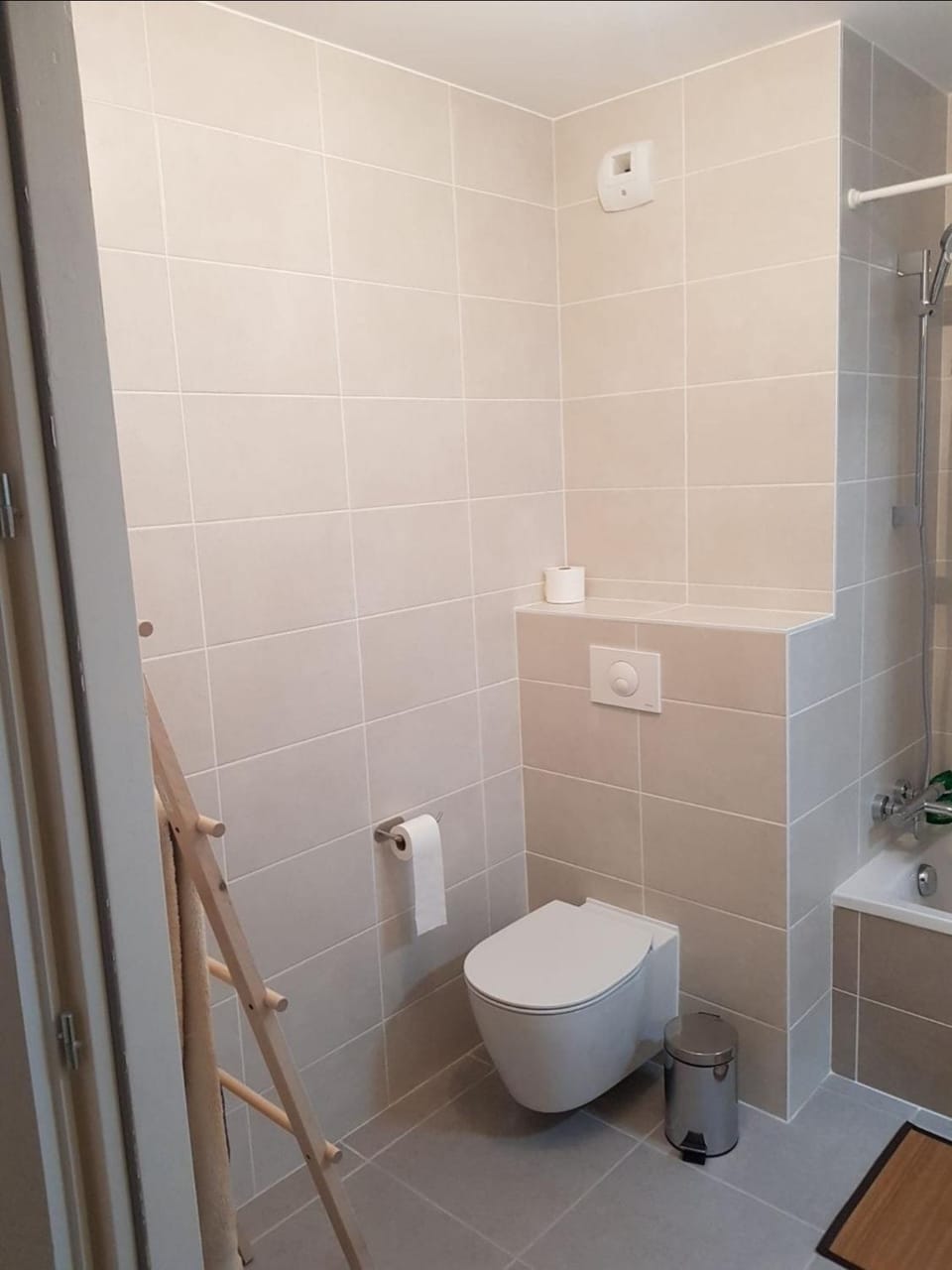 Cosy new Studio close to airport, UN, palexpo ! Apartment in Canton of Geneva