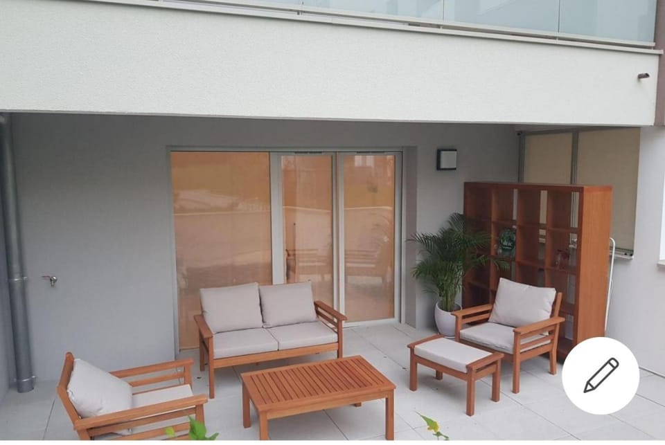 Cosy new Studio close to airport, UN, palexpo ! Apartment in Canton of Geneva