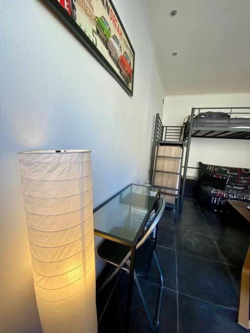 Bed, Kitchen or kitchenette, Living room, Photo of the whole room, Seating area, Dining area, Bedroom, bunk bed
