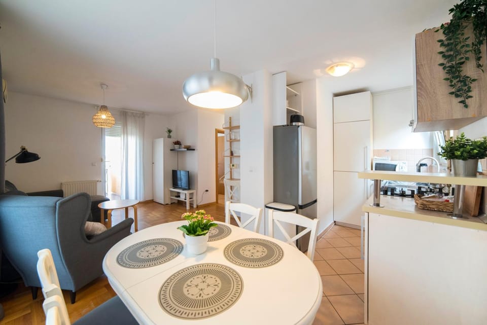 Kitchen or kitchenette, Living room, Dining area
