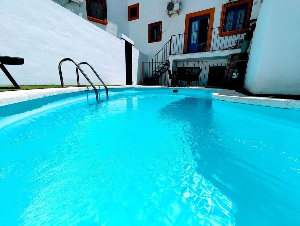 Patio, Swimming pool