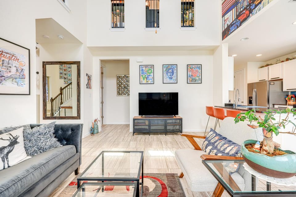 Large Fenced Yard: Family-Friendly Kyle Home House in Rio Grande