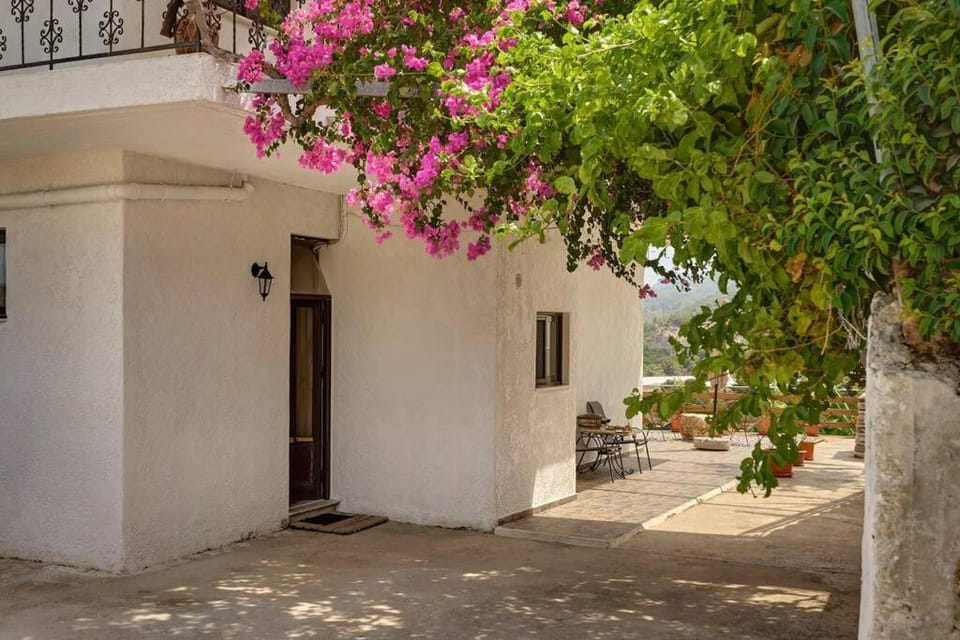 Valley View Studio Apartment Salakos Apartment in Rhodes, Greece