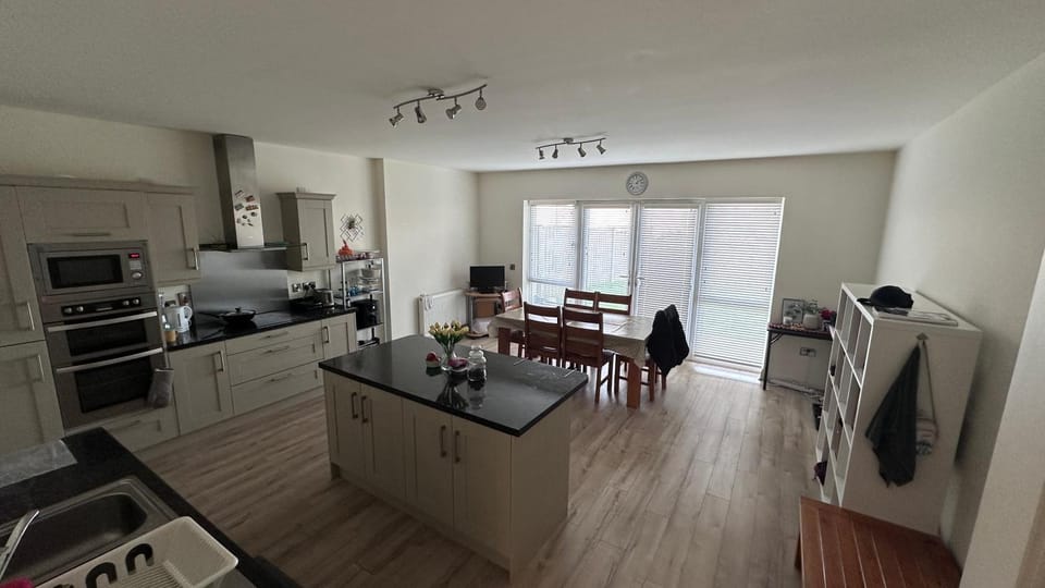 Private single bedroom in beautiful house Vacation rental in Dublin
