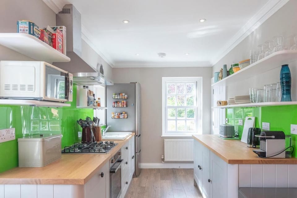 The Poppies, a stylish Aldeburgh holiday home House in Aldeburgh