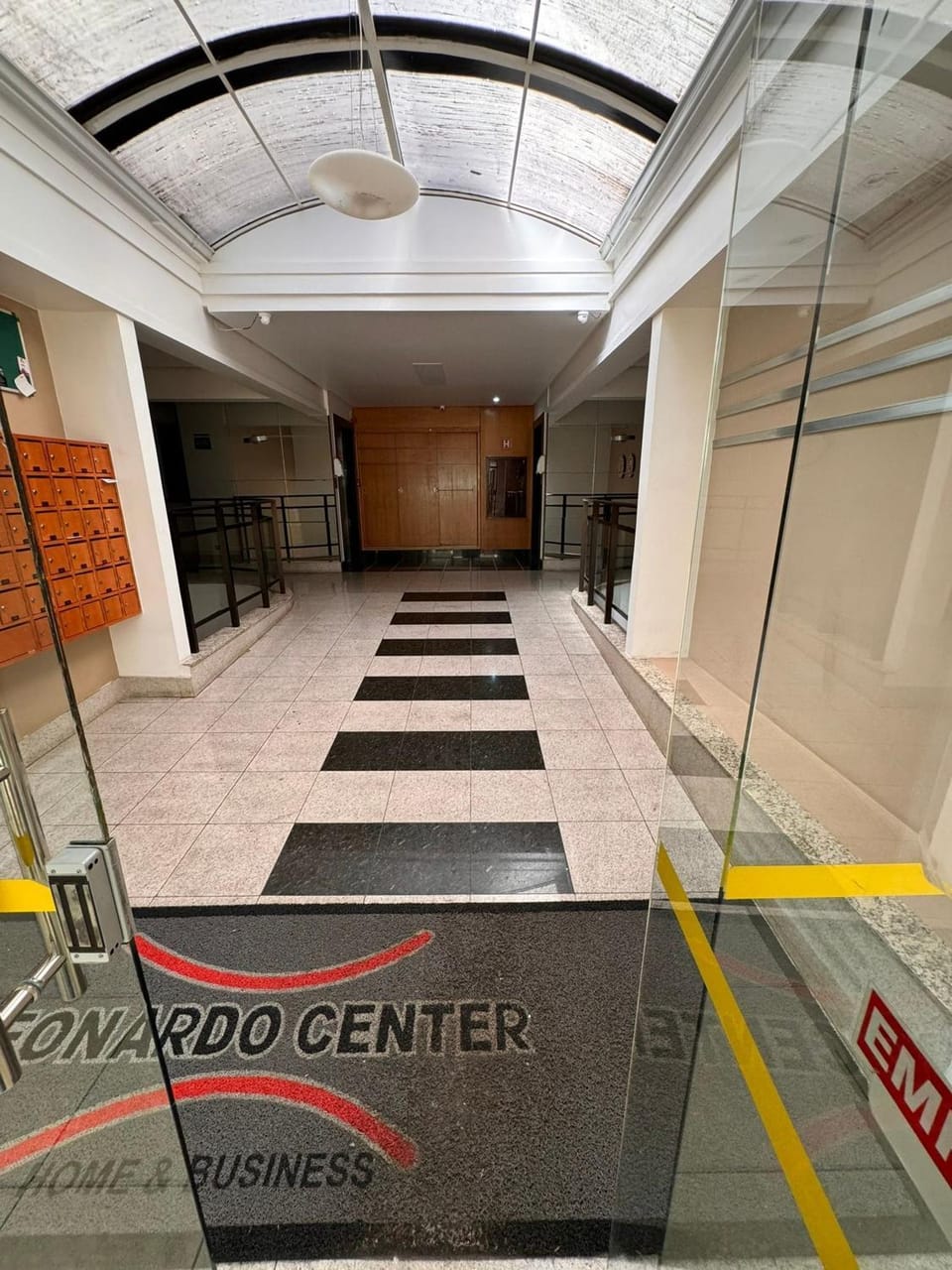 Facade/entrance