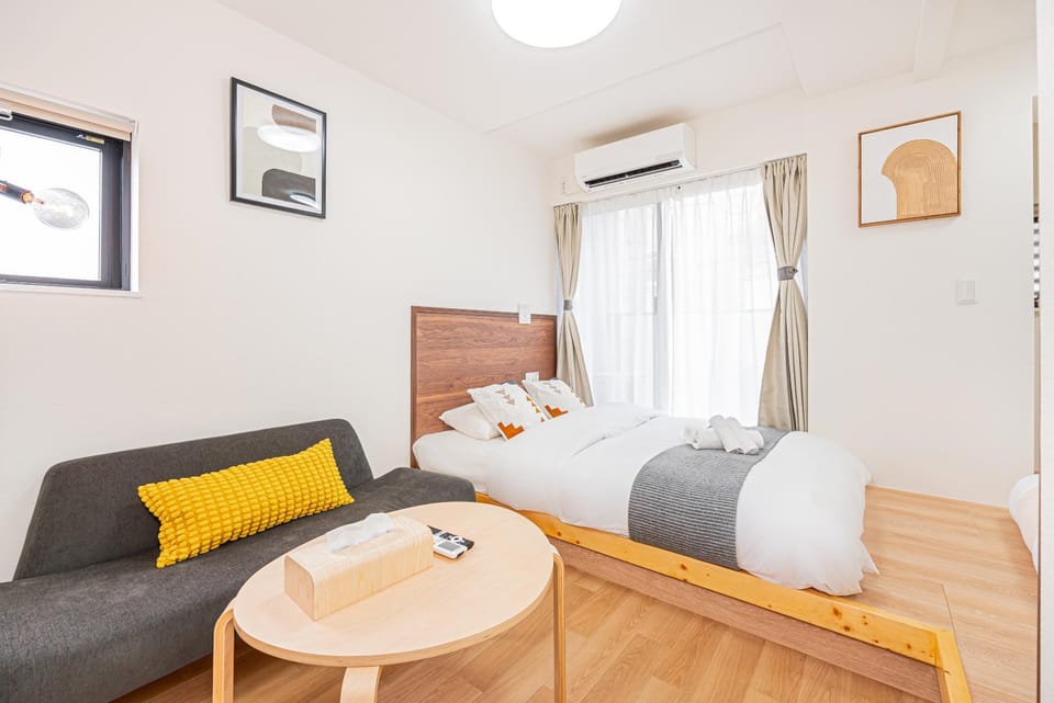 Bed, Bedroom, air conditioner