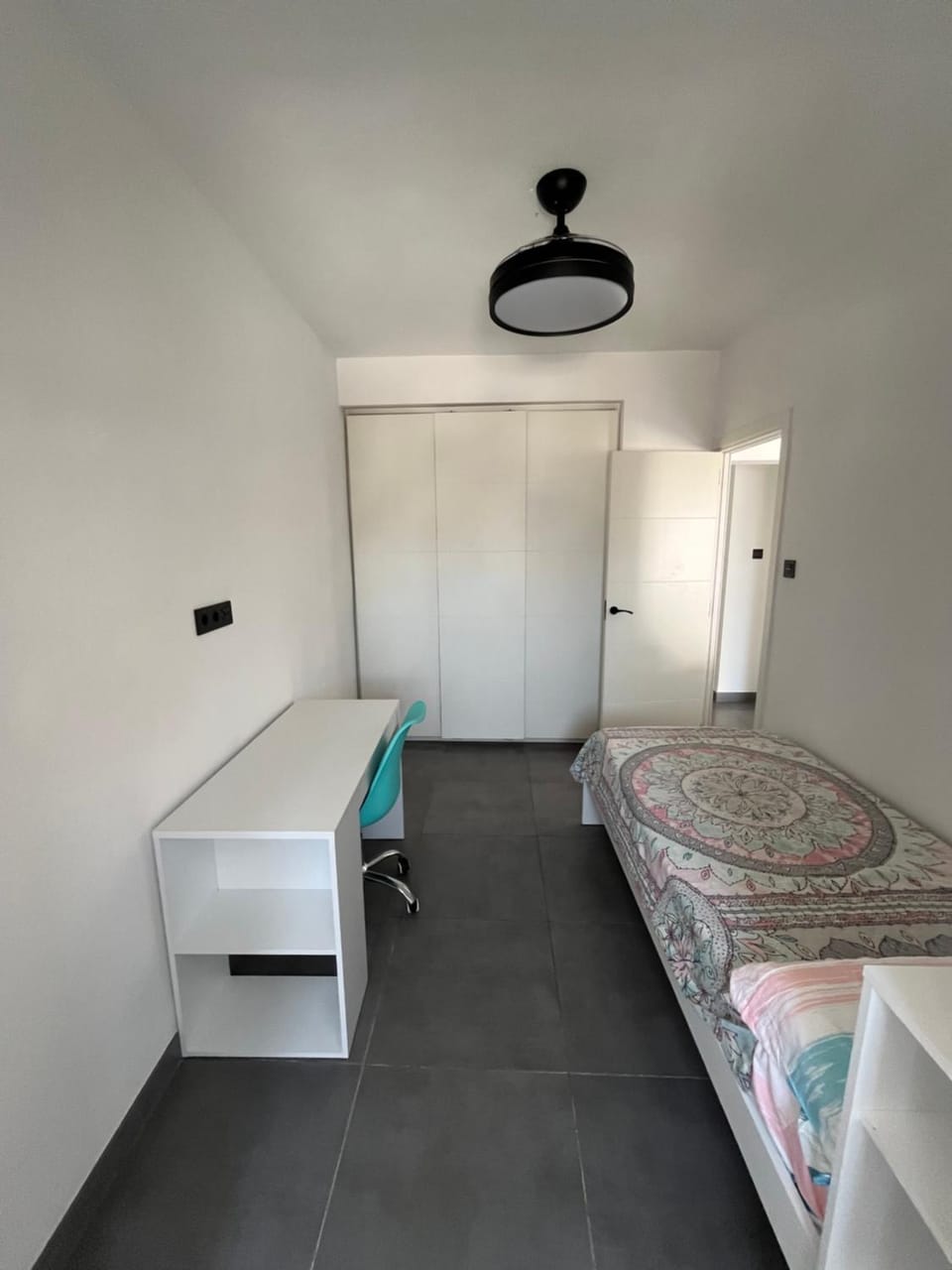 Quinto Pino playa Apartment in Almería