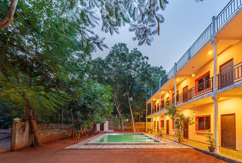 Property building, Garden
