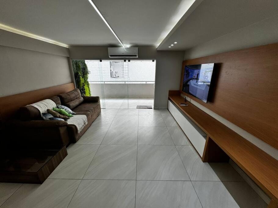 TV and multimedia, Living room, air conditioner