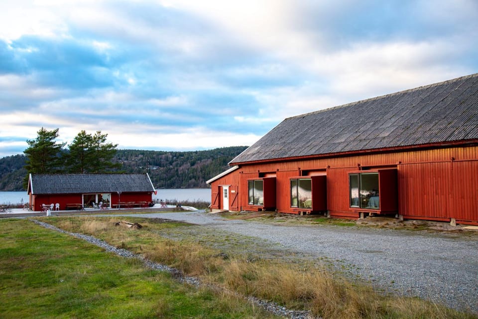 Hyttelåven på Furuholmen Nature lodge in Viken, Norway