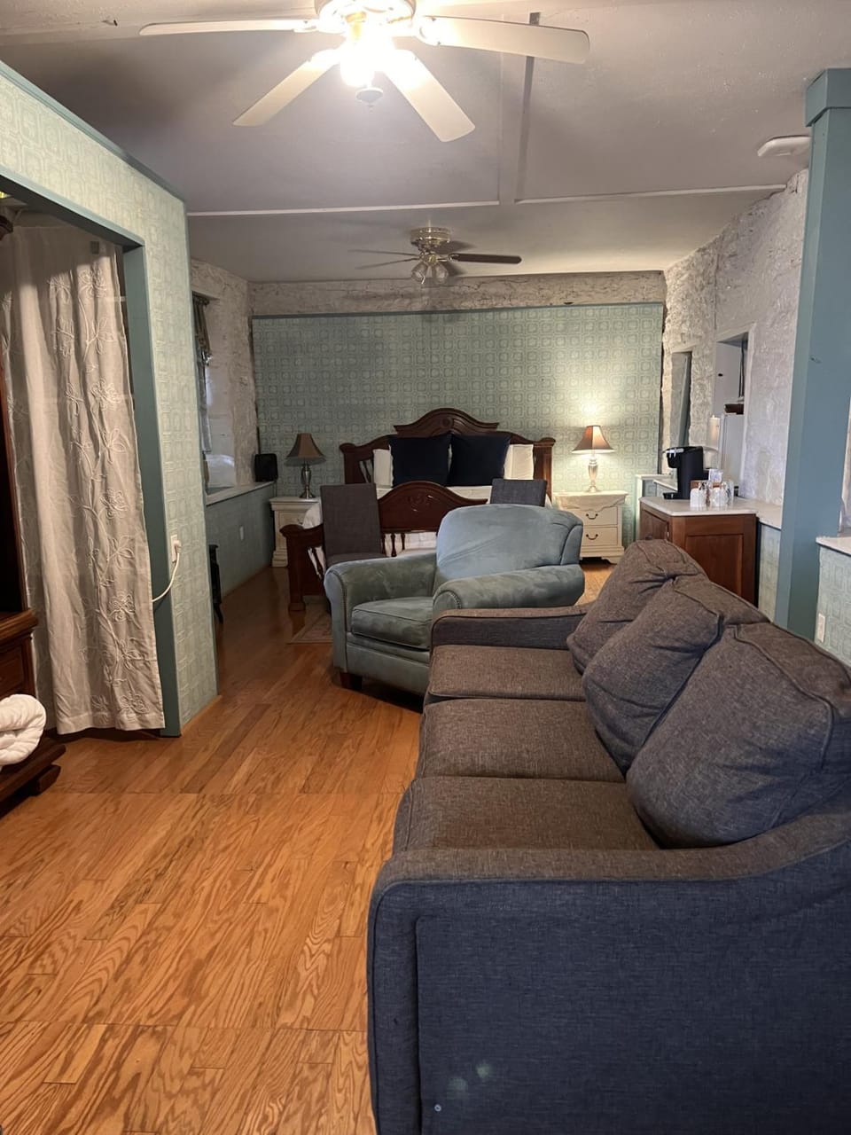 Downtown Hideaway Ste Piedmont Apartment in Eureka Springs