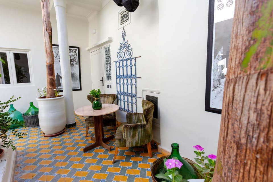 Garden, Dining area