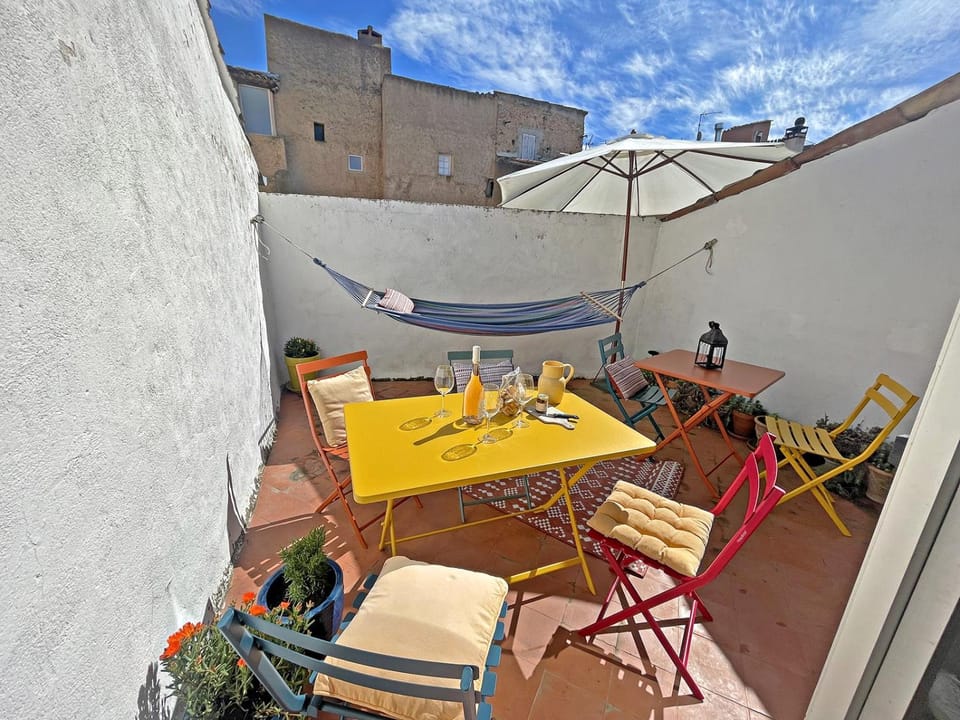View (from property/room), Balcony/Terrace, Balcony/Terrace, Lunch