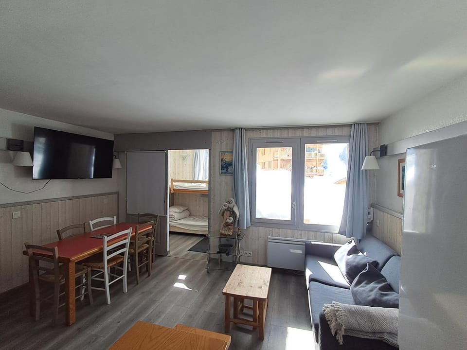 Résidence Digitale - 3 pièces pour 6 personnes - Piscine, sauna et Parking Privé Apartment in Mâcot-la-Plagne