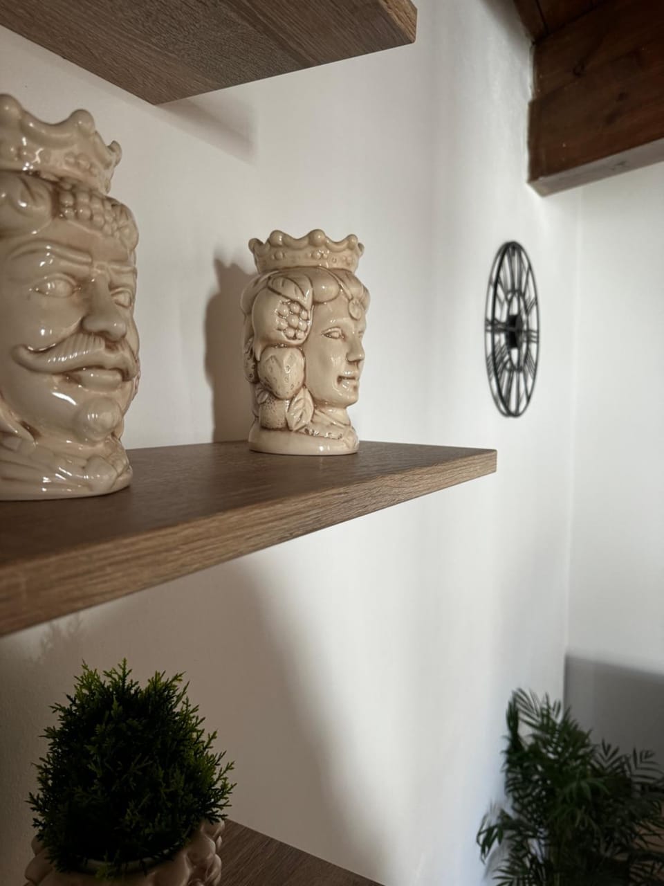 Living room, Decorative detail