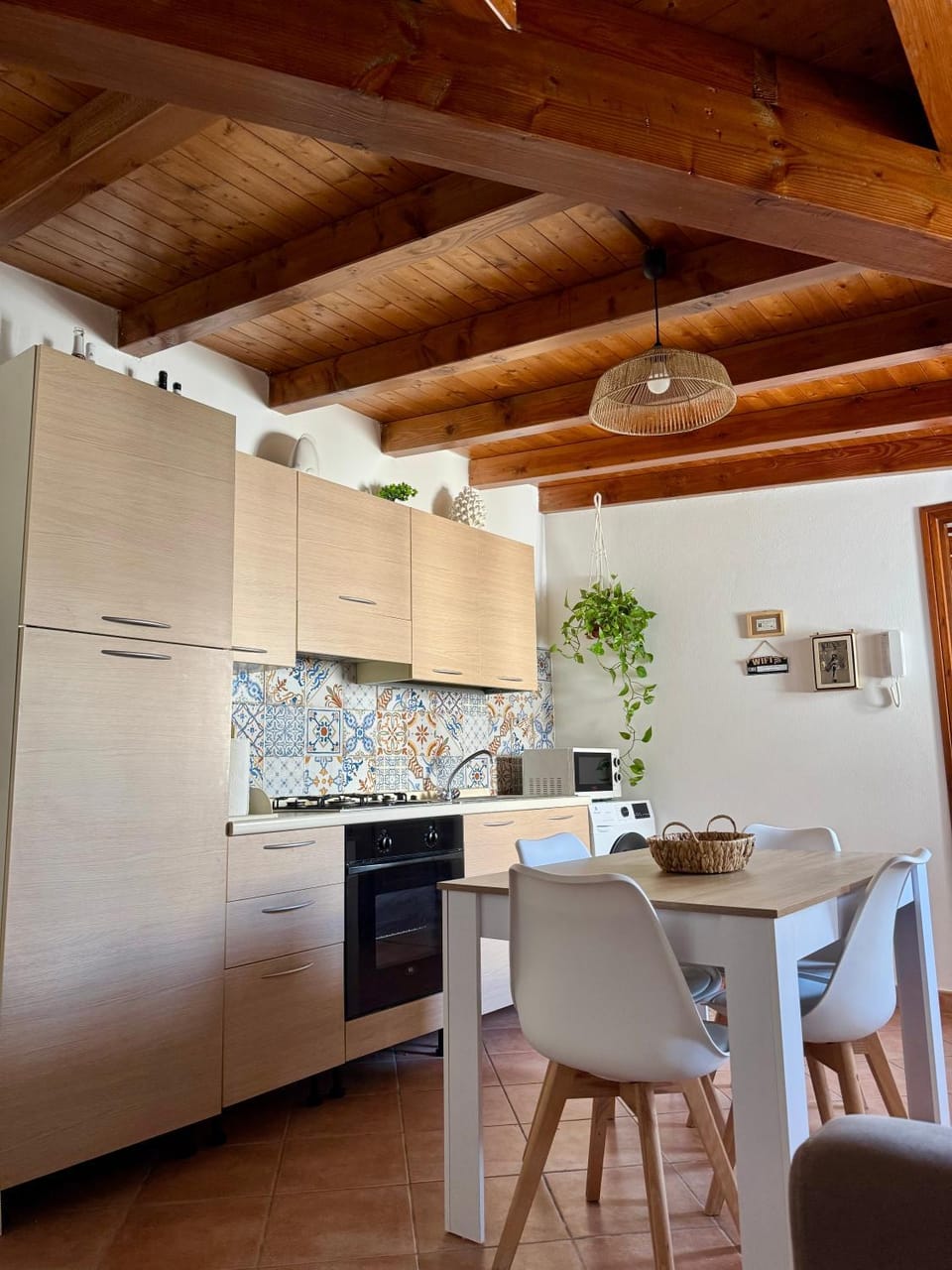 Kitchen or kitchenette, Living room, Dining area