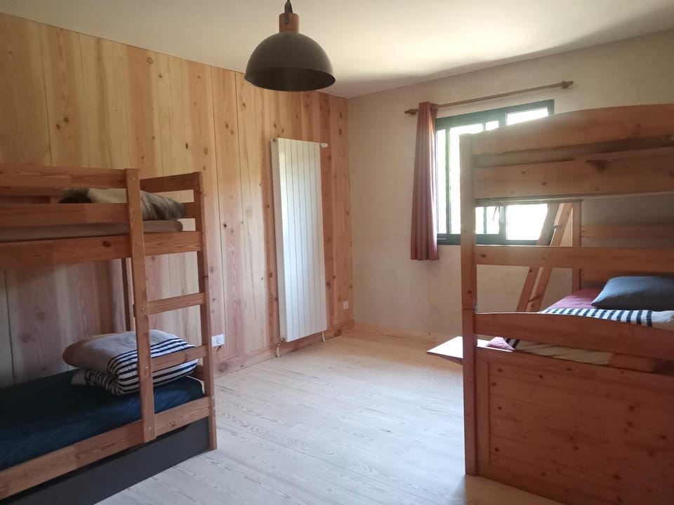 bunk bed