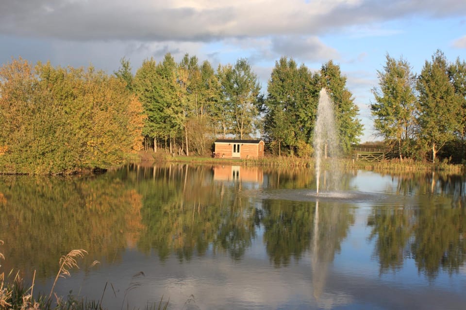 Luxury Shepherds hut - The Foxglove by the Lake Campground/ 
RV Resort in Selby