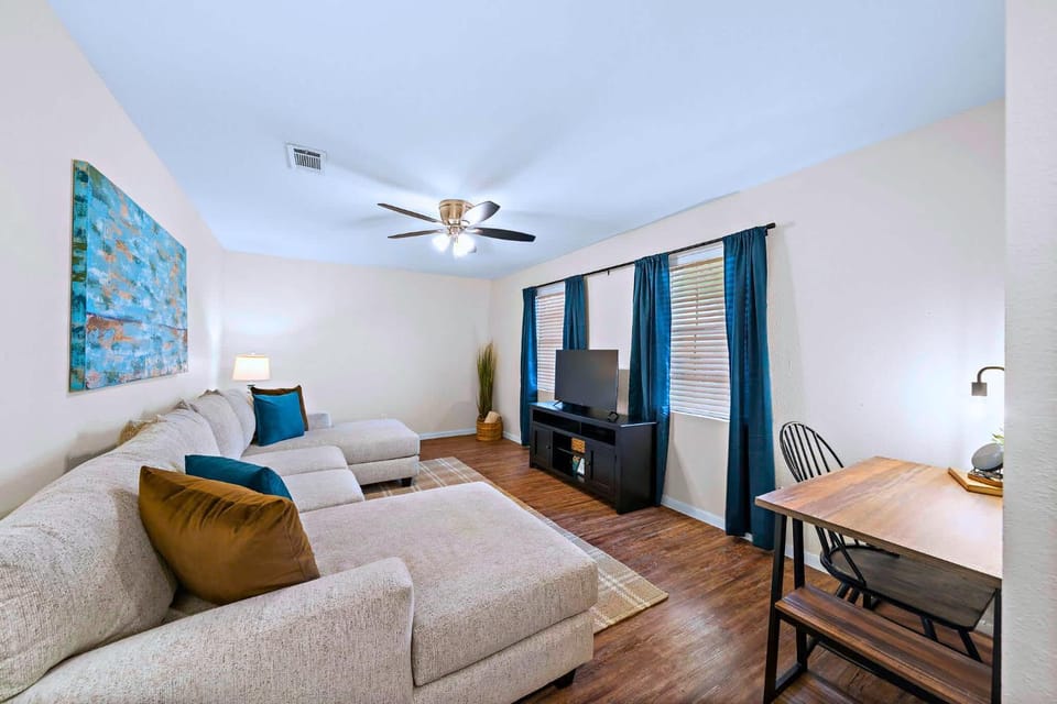 Cozy and Stylish 3-Bedroom Sanctuary House in Pasadena
