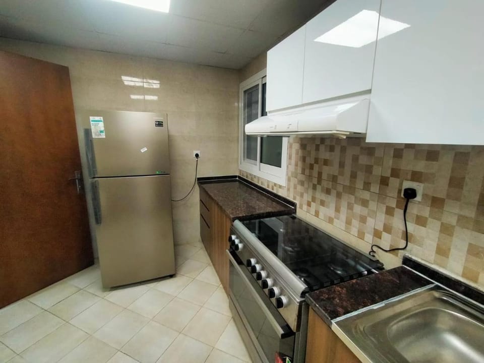 Kitchen or kitchenette, Kitchen or kitchenette, oven, stove