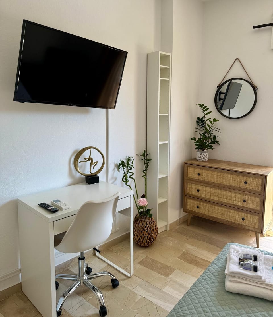 TV and multimedia, Seating area