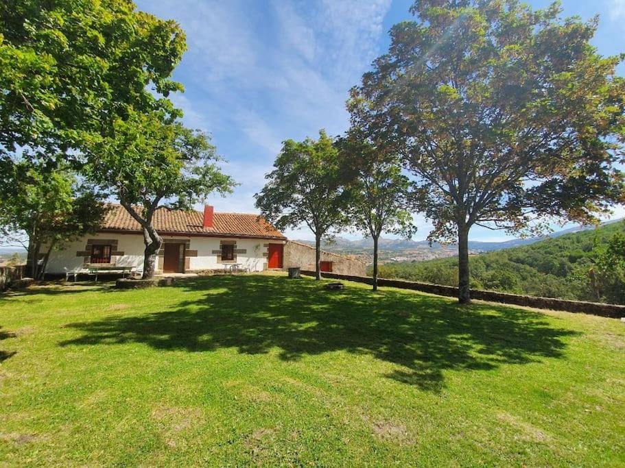 Finca en El Monte de Béjar Chalet in Castile and León
