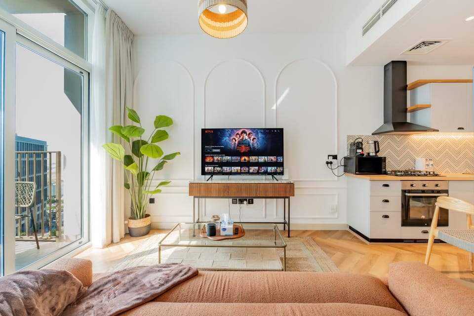 Communal lounge/ TV room, TV and multimedia, Kitchen or kitchenette, Living room, Seating area, Dining area, Evening entertainment, hair dresser, minibar