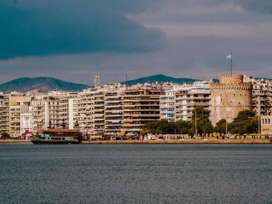 City Nest 5 at Thessaloniki Center 2p Apartment in Thessaloniki