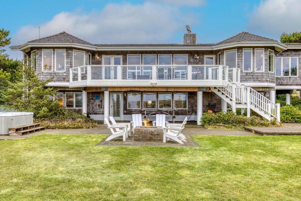 Elk Ridge - Lux oceanfront family retreat House in Gearhart