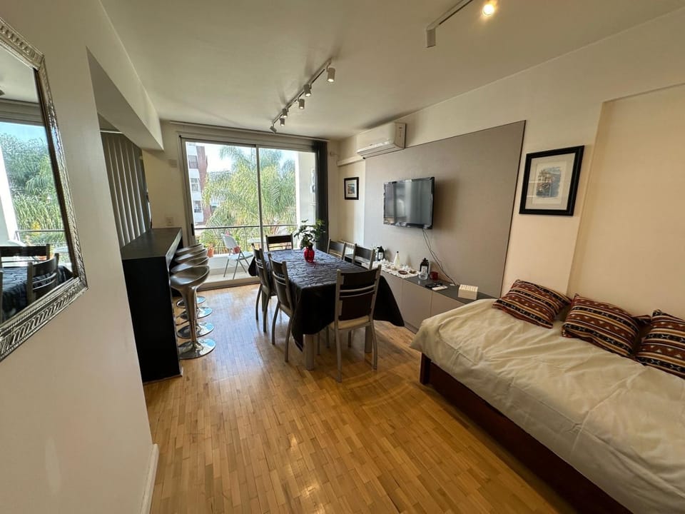 Communal lounge/ TV room, TV and multimedia, Living room, Dining area