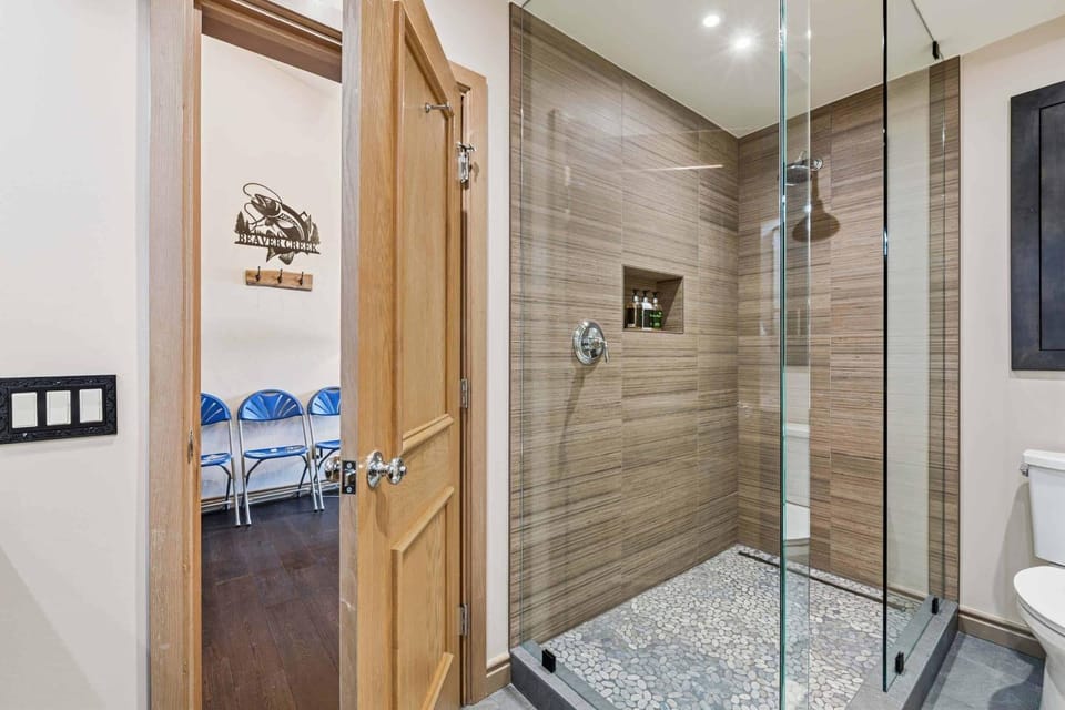 Highlands Slopeside 503 by East West Hospitality Apartment in Beaver Creek