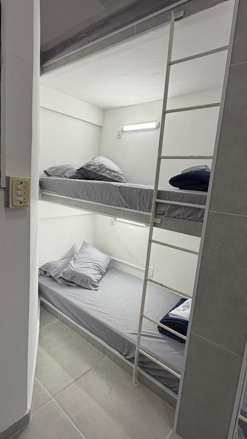 Bed, Bedroom, bunk bed