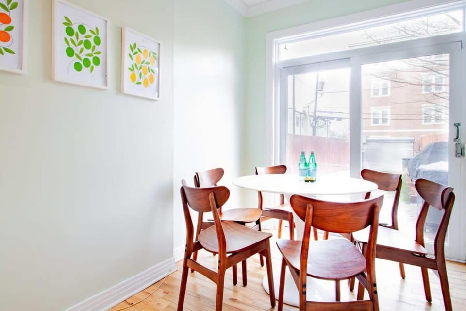 MODERN HOME NEAR CAPITOL HILL - Walk to METRO subway House in District of Columbia