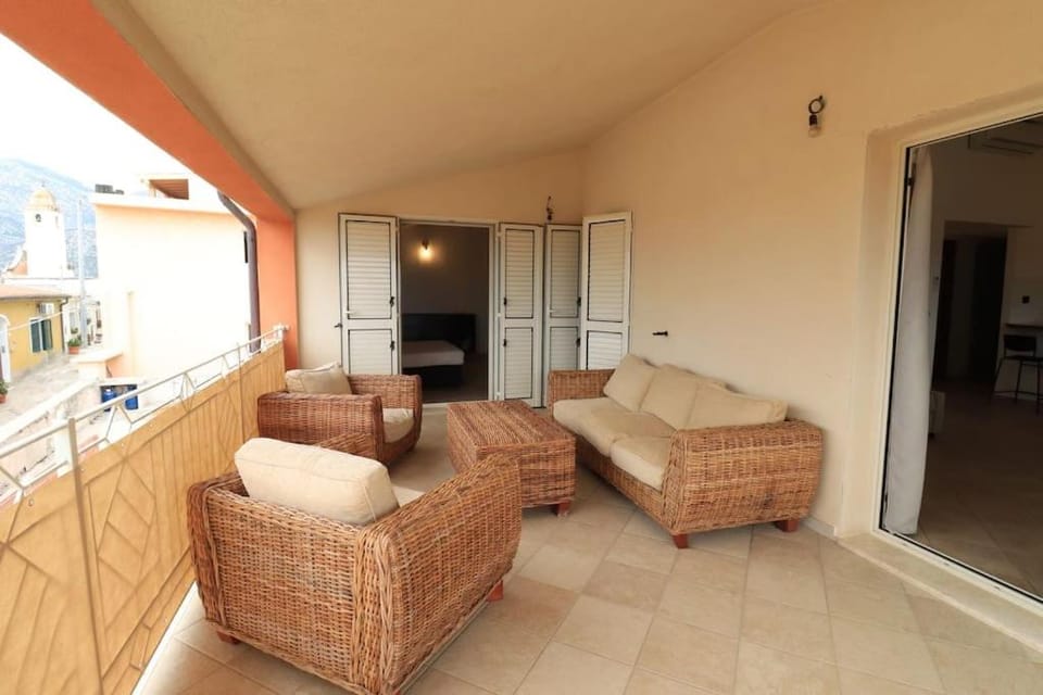 Sardegna Appartamento panoramico cod IUN Q4795 Apartment in Orosei