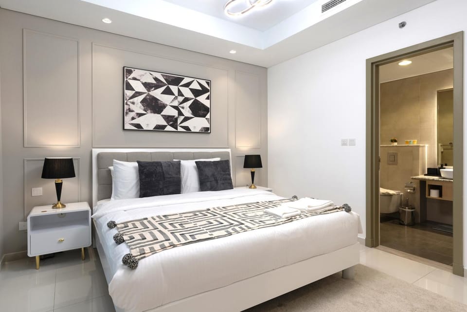Patio, TV and multimedia, Balcony/Terrace, Photo of the whole room, Bedroom, City view, Landmark view, Bath, internet, towels