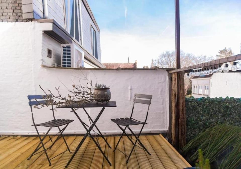 Property building, Balcony/Terrace