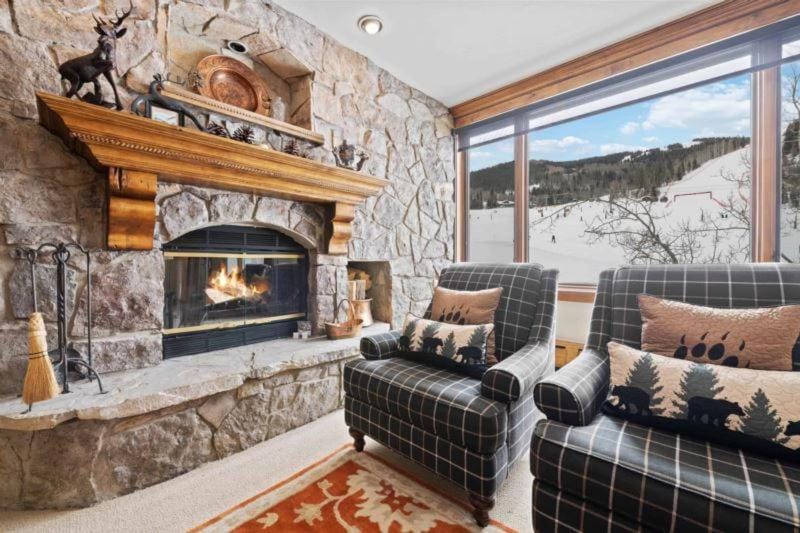 Highlands Slopeside 217 by East West Hospitality Apartment in Beaver Creek