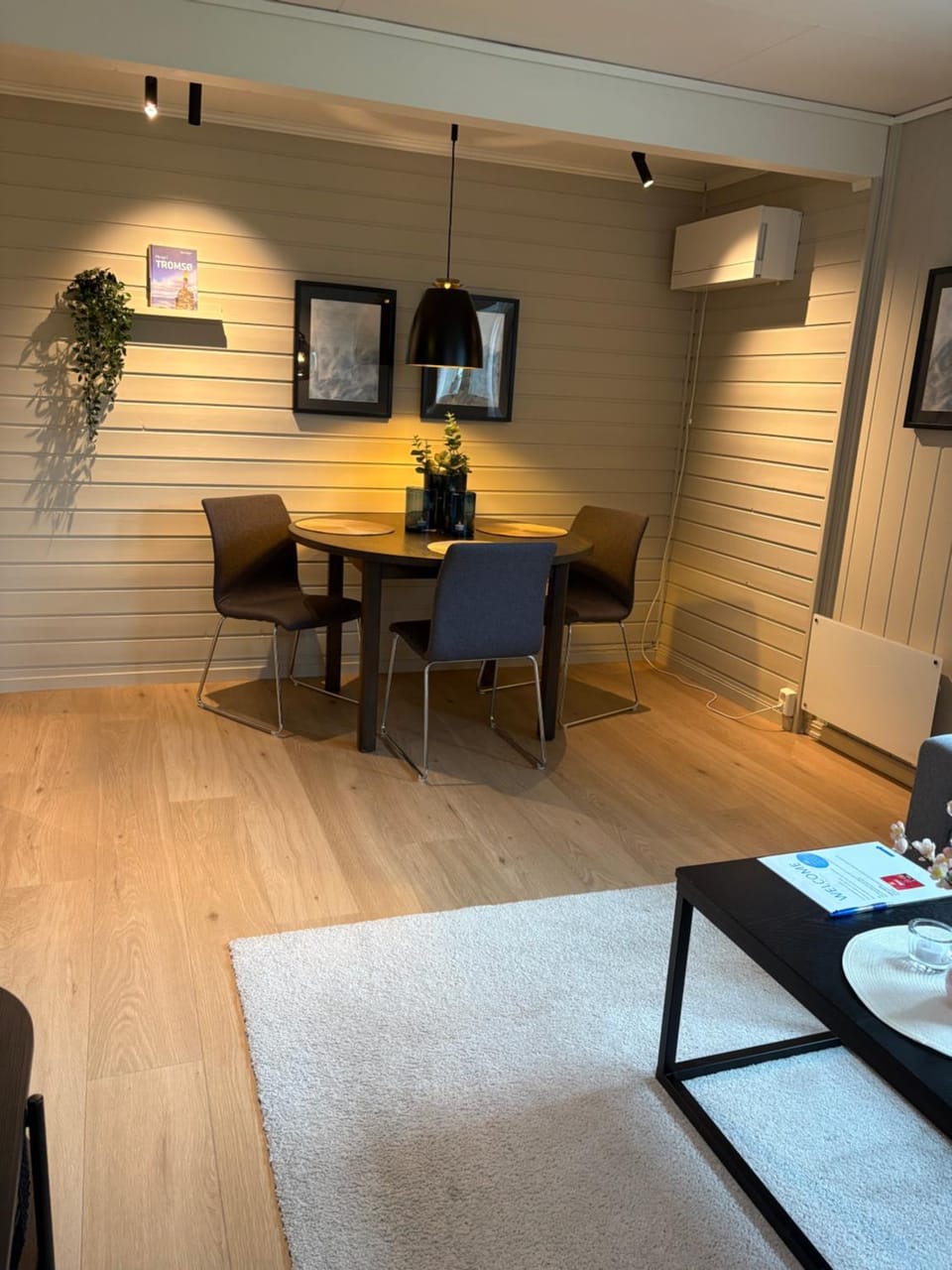 Nyoppusset sokkelleilighet med bra bussforbindelser Apartment in Tromso