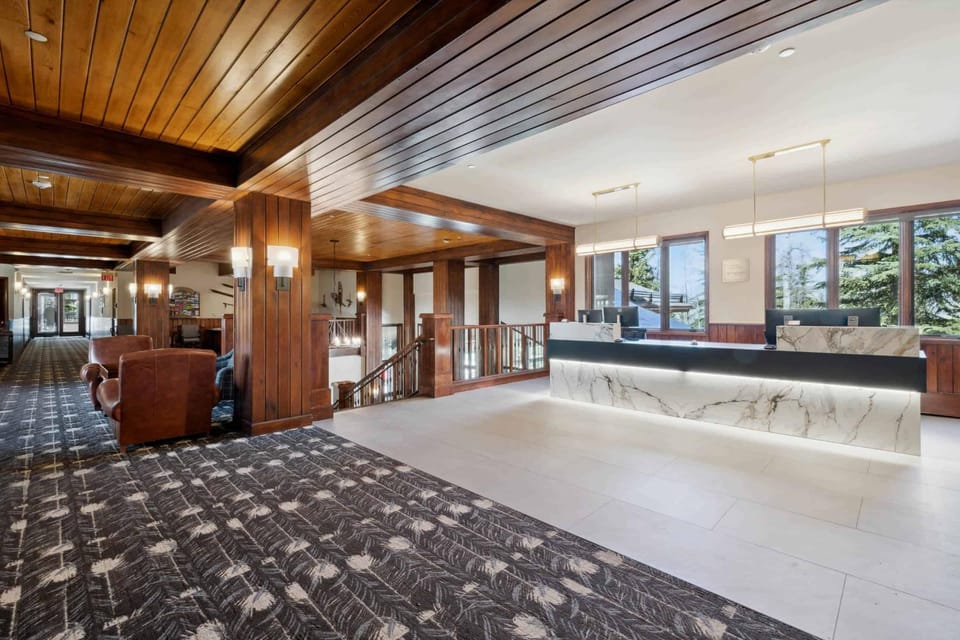 Highlands Slopeside 214 by East West Hospitality Apartment in Beaver Creek