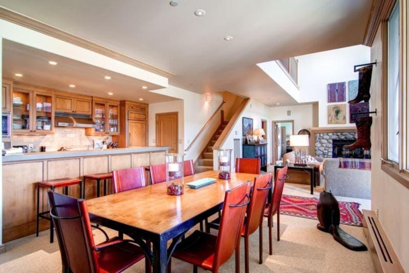 Highlands Slopeside 505 by East West Hospitality Apartment in Beaver Creek