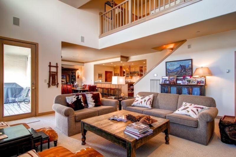 Highlands Slopeside 505 by East West Hospitality Apartment in Beaver Creek
