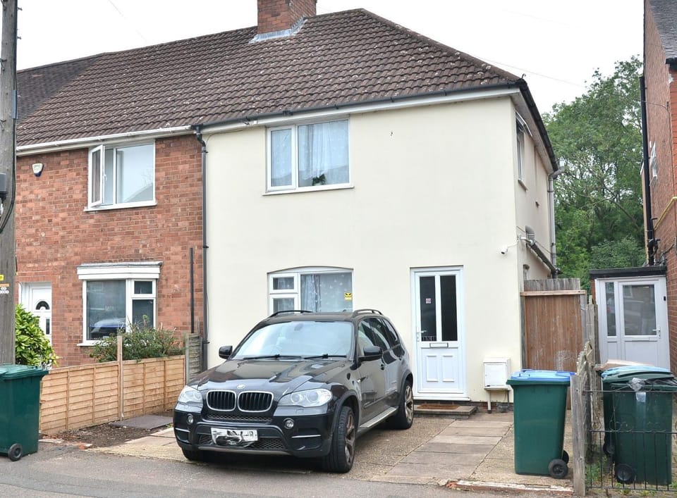 Property building, Neighbourhood, Street view, Parking