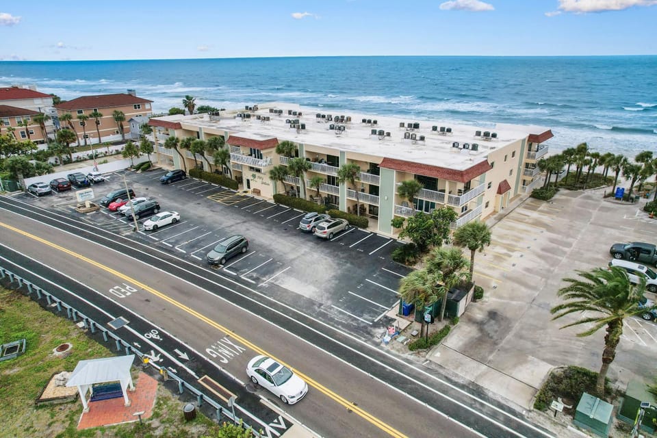 Fifty Gulfside Condominiums Apartment hotel in Indian Rocks Beach