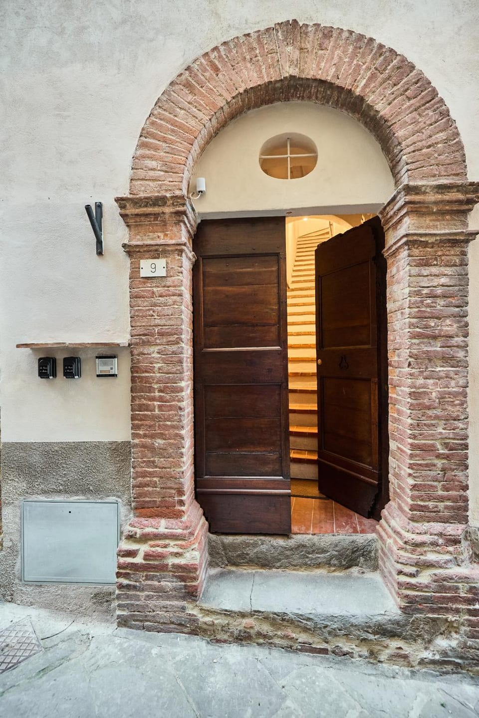 Facade/entrance