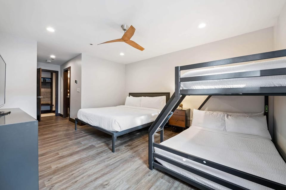 Kiva 125 by East West Hospitality Apartment in Beaver Creek
